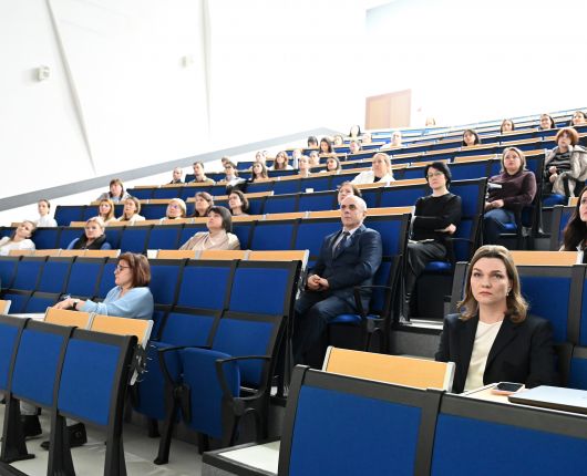 Conferință științifică cu genericul „8 miliarde de motive pentru a acționa în obezitate”